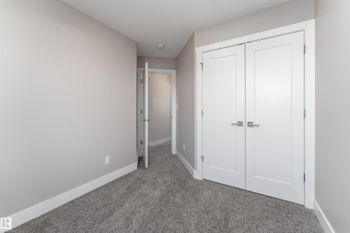 388 Allard Boulevard, Edmonton, AB - Indoor Photo Showing Other Room