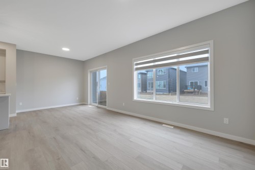9100 Elves Loop, Edmonton, AB - Indoor Photo Showing Other Room