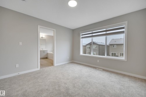 9100 Elves Loop, Edmonton, AB - Indoor Photo Showing Other Room
