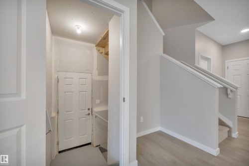 9100 Elves Loop, Edmonton, AB - Indoor Photo Showing Other Room