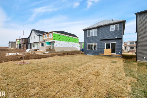 9100 Elves Loop, Edmonton, AB - Outdoor