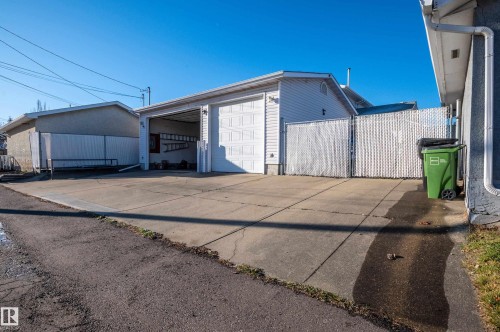 10579 40 Street, Edmonton, AB - Outdoor