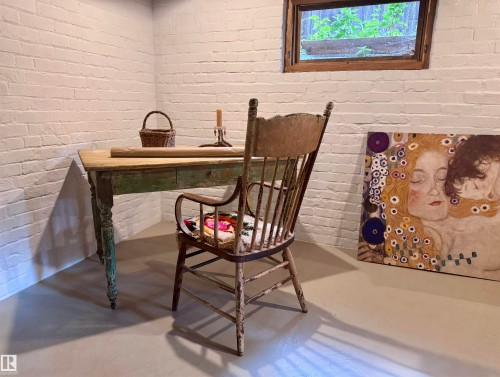 7024 105A Street, Edmonton, AB - Indoor