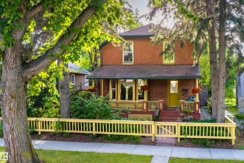 7024 105A Street, Edmonton, AB - Outdoor With Deck Patio Veranda