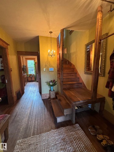 7024 105A Street, Edmonton, AB - Indoor Photo Showing Other Room