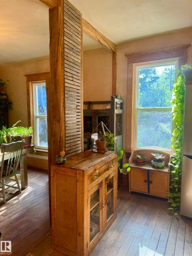 7024 105A Street, Edmonton, AB - Indoor