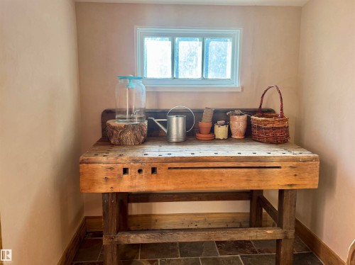 7024 105A Street, Edmonton, AB - Indoor Photo Showing Other Room