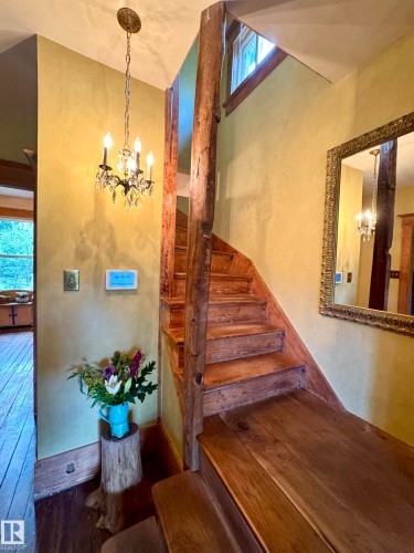 7024 105A Street, Edmonton, AB - Indoor Photo Showing Other Room