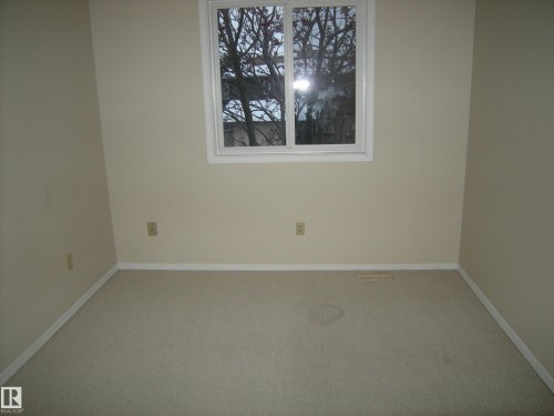 59 7604 29 Avenue, Edmonton, AB - Indoor Photo Showing Other Room