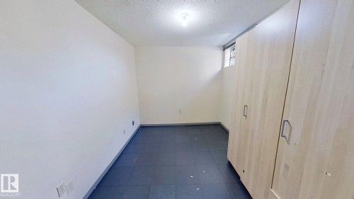 59 7604 29 Avenue, Edmonton, AB - Indoor Photo Showing Other Room