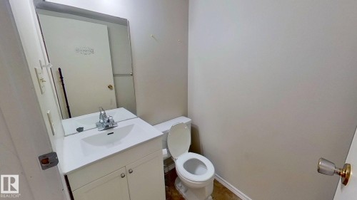 59 7604 29 Avenue, Edmonton, AB - Indoor Photo Showing Bathroom