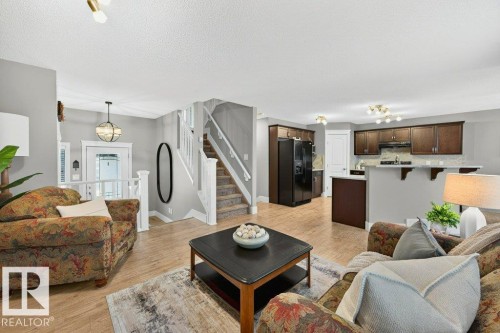 68 Ravine Drive, Devon, AB - Indoor Photo Showing Living Room
