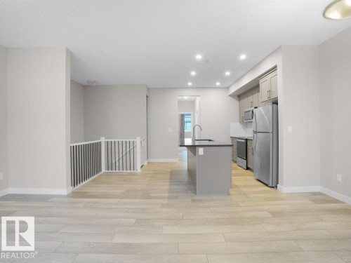 20329 15A Avenue, Edmonton, AB - Indoor