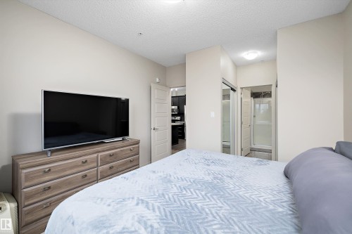 214 1004 Rosenthal Boulevard, Edmonton, AB - Indoor Photo Showing Bedroom