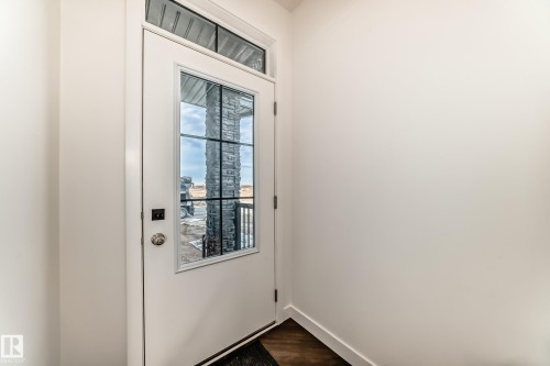 33 Chartres Close, St. Albert, AB - Indoor Photo Showing Other Room