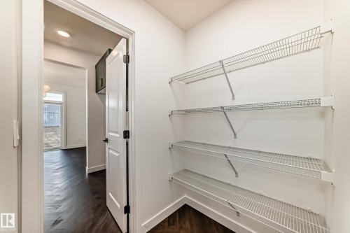 33 Chartres Close, St. Albert, AB - Indoor With Storage