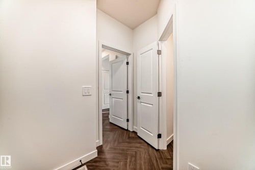 33 Chartres Close, St. Albert, AB - Indoor Photo Showing Other Room