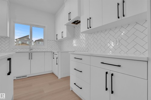 4109 67 Street, Beaumont, AB - Indoor Photo Showing Kitchen