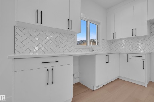 4109 67 Street, Beaumont, AB - Indoor Photo Showing Kitchen