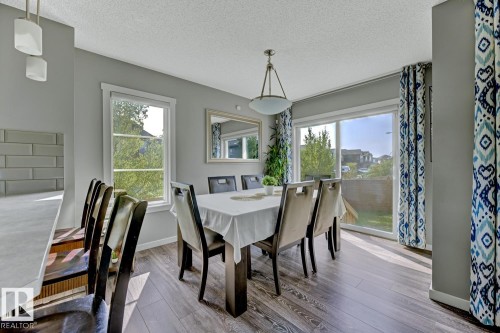 618 40 Street, Edmonton, AB - Indoor Photo Showing Dining Room