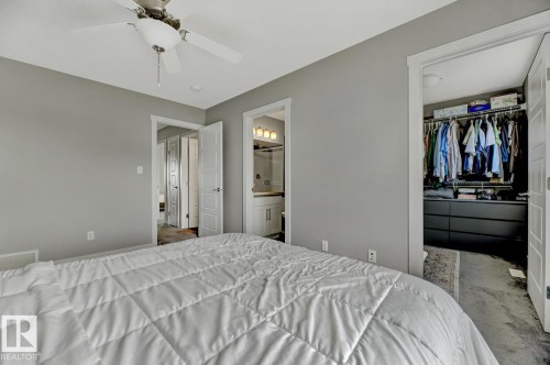 618 40 Street, Edmonton, AB - Indoor Photo Showing Bedroom