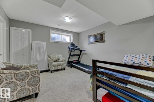 618 40 Street, Edmonton, AB - Indoor Photo Showing Gym Room