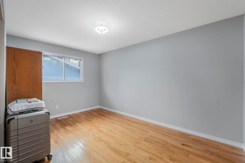 5107 56 Avenue, Leduc, AB - Indoor Photo Showing Other Room