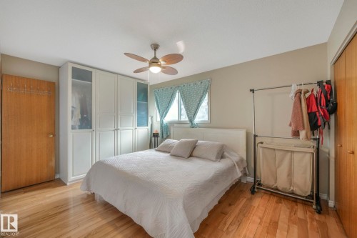 5107 56 Avenue, Leduc, AB - Indoor Photo Showing Bedroom