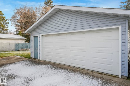 5107 56 Avenue, Leduc, AB - Outdoor With Exterior