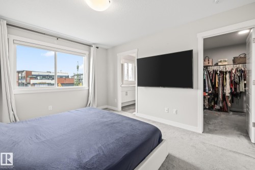 2024 160 Street, Edmonton, AB - Indoor Photo Showing Bedroom
