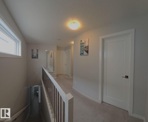 1758 Keene Crescent, Edmonton, AB - Indoor Photo Showing Other Room