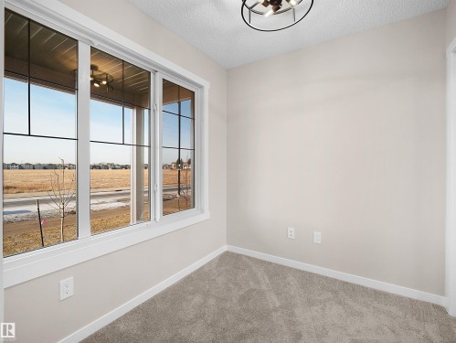 515 Aster Drive, Edmonton, AB - Indoor Photo Showing Other Room