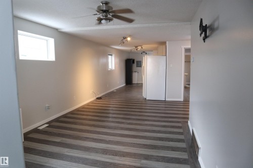 4804 49 St, Calmar, AB - Indoor Photo Showing Other Room