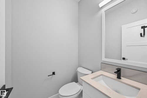 76 Maple Crescent, Gibbons, AB - Indoor Photo Showing Bathroom