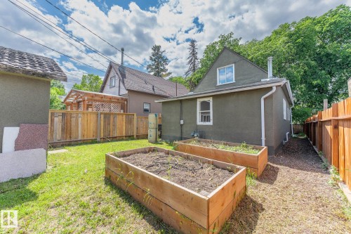 11211 93 Street, Edmonton, AB - Outdoor