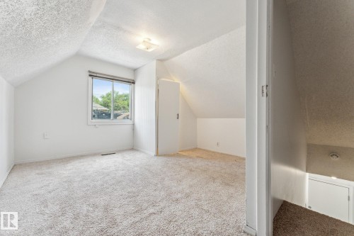 11211 93 Street, Edmonton, AB - Indoor Photo Showing Other Room