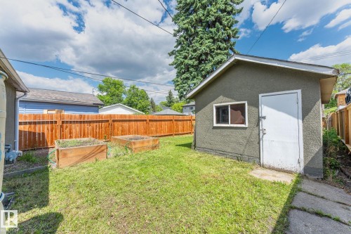 11211 93 Street, Edmonton, AB - Outdoor