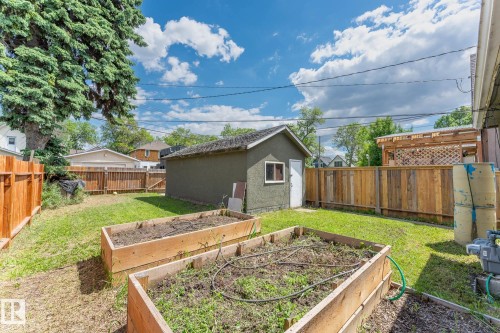 11211 93 Street, Edmonton, AB - Outdoor
