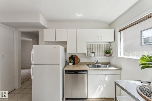11211 93 Street, Edmonton, AB - Indoor Photo Showing Kitchen With Double Sink