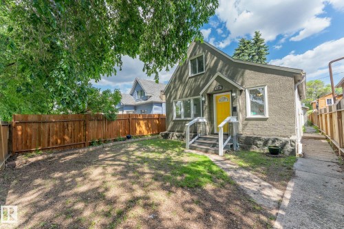 11211 93 Street, Edmonton, AB - Outdoor