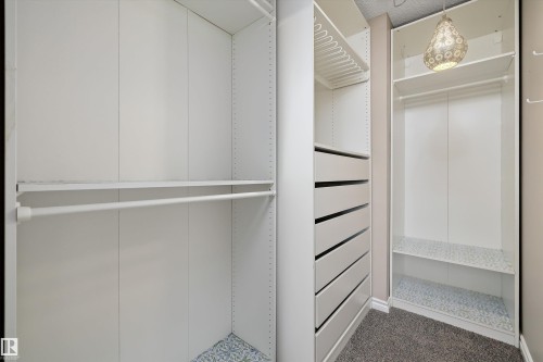 21975 91 Avenue, Edmonton, AB - Indoor