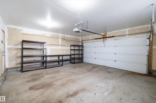 21975 91 Avenue, Edmonton, AB - Indoor Photo Showing Garage