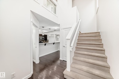 359 Simmonds Way, Leduc, AB - Indoor Photo Showing Other Room