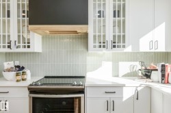 7102 50A Avenue  Beaumont, AB T4X 3E6