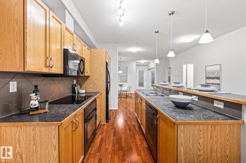 127 4831 104A Street, Edmonton, AB - Indoor Photo Showing Kitchen With Double Sink With Upgraded Kitchen