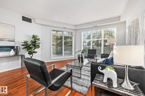 127 4831 104A Street, Edmonton, AB - Indoor Photo Showing Living Room
