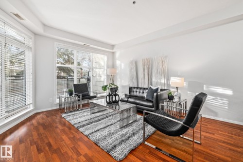 127 4831 104A Street, Edmonton, AB - Indoor Photo Showing Living Room