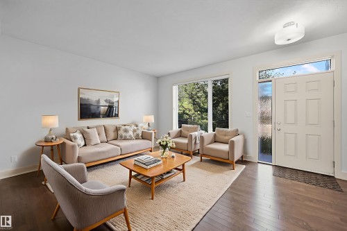 7506 May Common, Edmonton, AB - Indoor Photo Showing Living Room