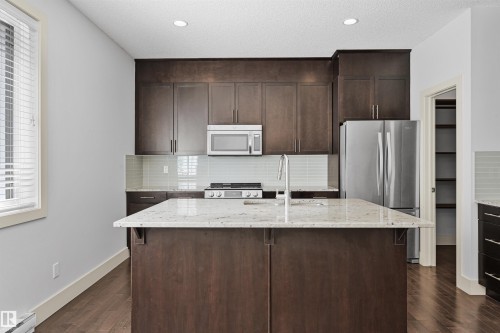 7506 May Common, Edmonton, AB - Indoor Photo Showing Kitchen With Upgraded Kitchen