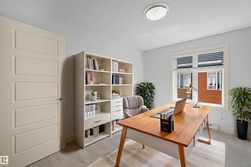 7506 May Common, Edmonton, AB - Indoor Photo Showing Office